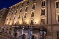 ホテル ボー リヴァージュ プロムナード・デ・ザングレ周辺のホテル