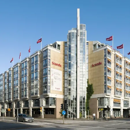 Scandic Crown Отели рядом с достопримечательностью «Стадион «Уллеви»»
