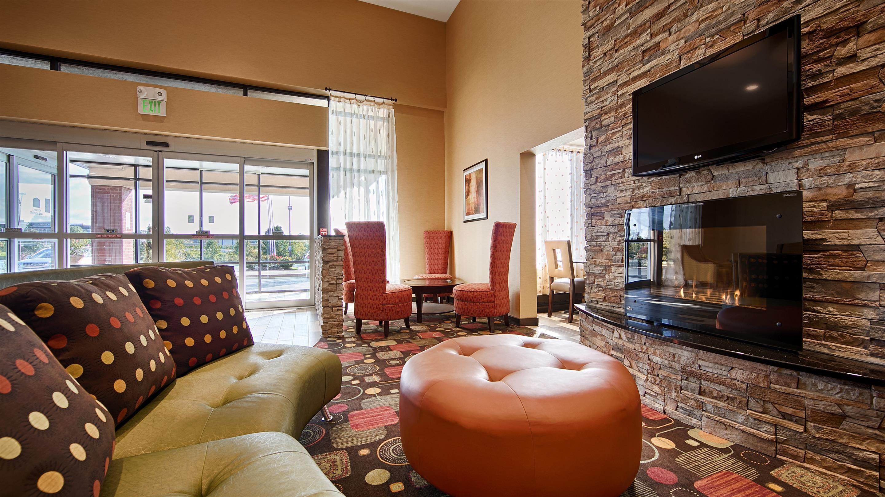 Best Western Luxbury Inn Fort Wayne