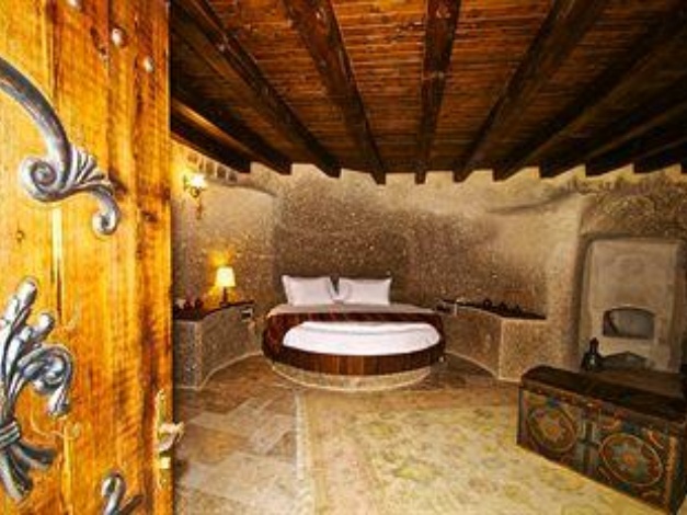 Grand Cave Suites