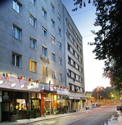 Queen's Astoria Design Hotel-Belgrade Updated 2022 Room Price-Reviews &  Deals | Trip.com