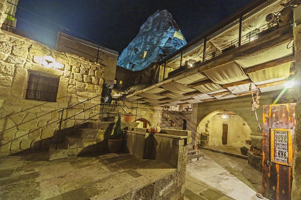 Mithra Cave Hotel