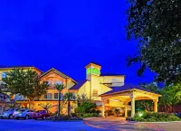 La Quinta Inn & Suites by Wyndham Houston Galleria Area Hotels in Houston