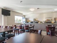 舒適酒店 三河城酒店