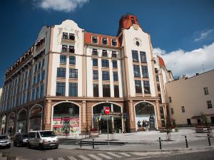 Rius Hotel Lviv