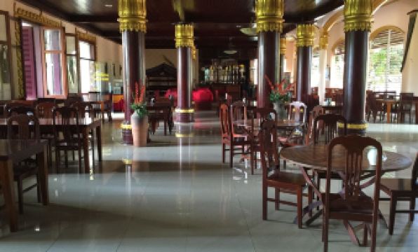 Champasak Palace Hotel - Housity