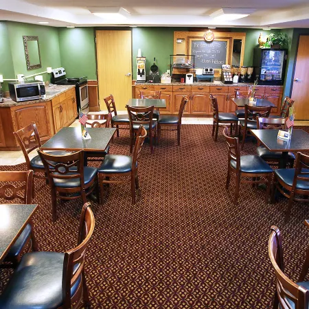 AmericInn by Wyndham McAlester