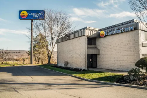 Clarion Pointe Jamestown - Falconer Hotels in Jamestown