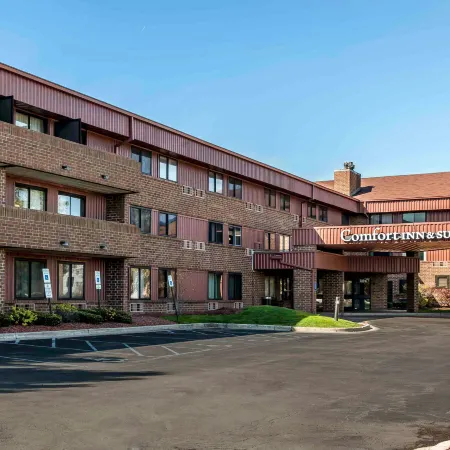 Comfort Inn & Suites Indianapolis Northwest - College Park