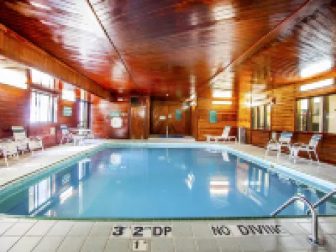 ควอลิตี้ อินน์ แอนด์ สวีทส์ แชมเพน นอร์ท - เออร์บานา โรงแรมในแชมเปญ