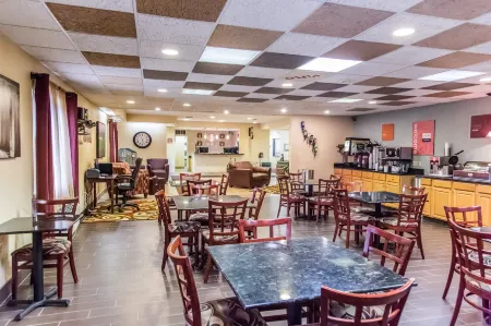 Comfort Inn & Suites