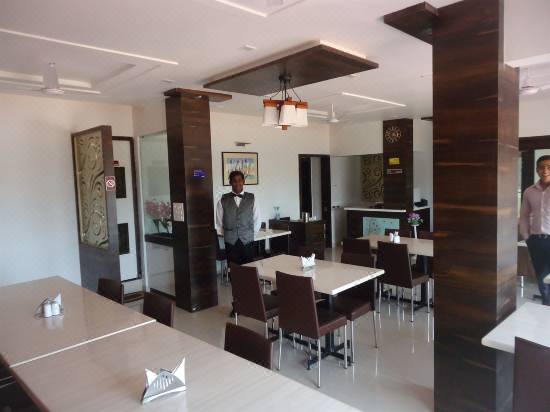 Hotel Anand Ratnagiri Updated 22 Room Price Reviews Deals Trip Com