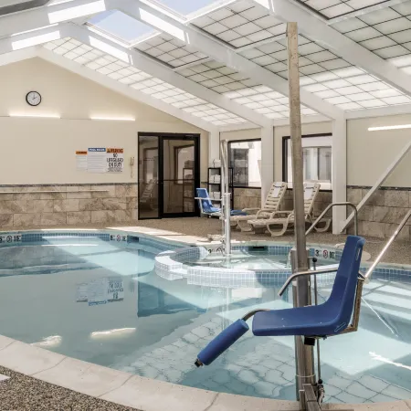 Comfort Inn & Suites
