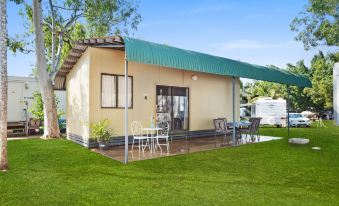 Aaok Lakes Resort and Caravan Park