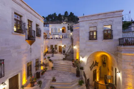 Magic Cave House Отели в г. Karlik Koyu