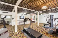 Coratel Plus Suites Wichita West Airport