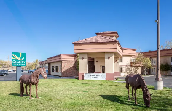 卡斯珀凱藝套房酒店-近活動中心