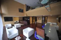 Ontur Butik Hotel - อ่างจากุชชี่