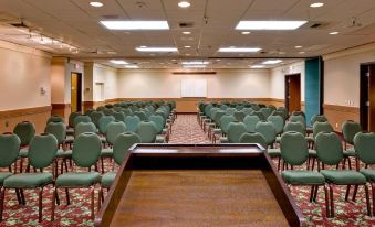 Best Western Plus Oak Harbor Hotel  Conference Center