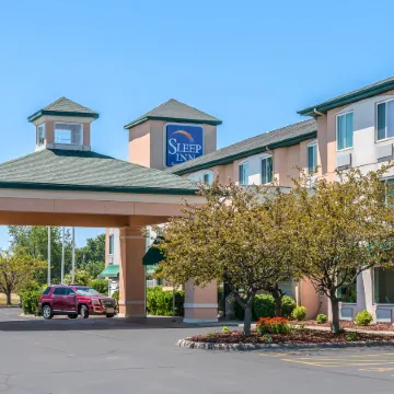 Sleep Inn & Suites Oregon - Toledo