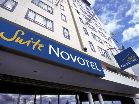 Novotel Suites Paris Montreuil Vincennes Отели рядом с достопримечательностью «Place Gambetta»
