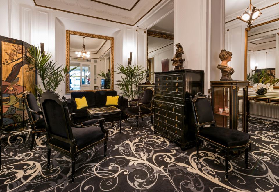 5. 호텔 페이리스 ..