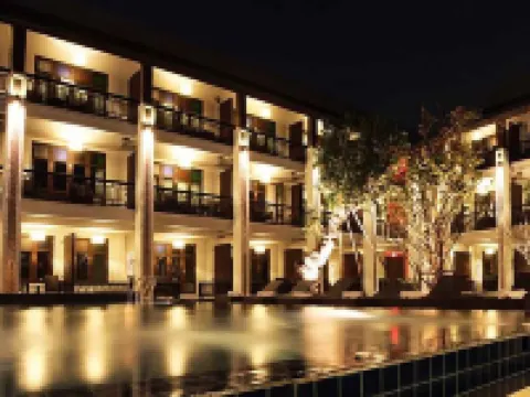 De Lanna Hotel Hotels near Old City