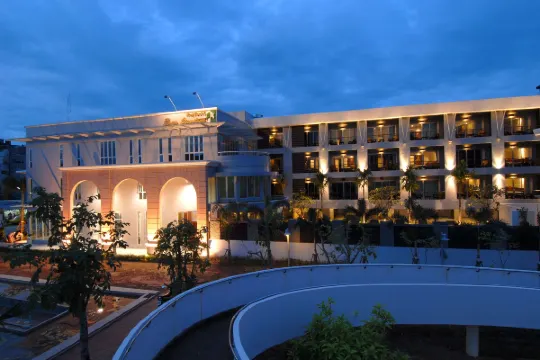 バーン スワンタウェ