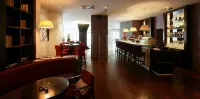 Park Inn by Radisson Danube Bratislava - Quầy bar