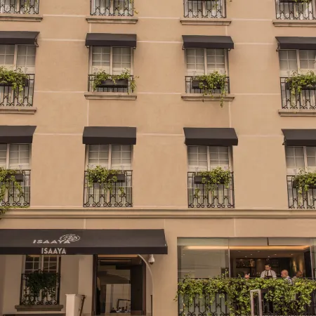 Isaaya Hotel Boutique by WTC Отели рядом с достопримечательностью «Центр международной торговли Pepsi Center»