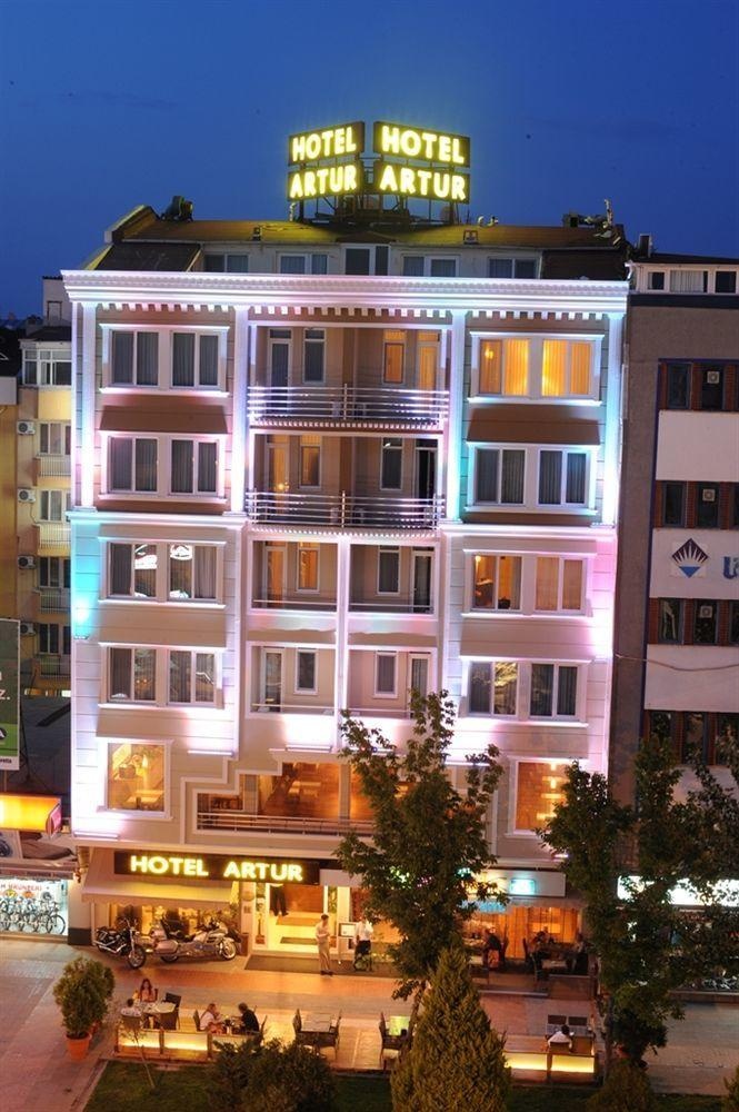 Artur Hotel