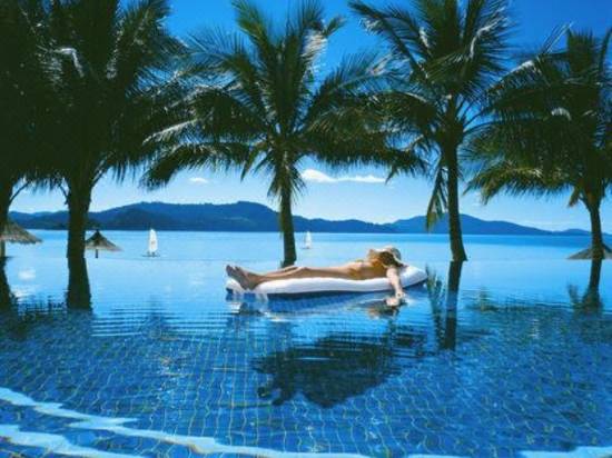 Get Accommodation Beach Club Hamilton Island Pics