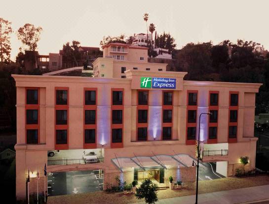 Holiday Inn Express Hollywood Walk of Fame, an Ihg Hotel-Los Angeles  Updated 2022 Room Price-Reviews & Deals | Trip.com