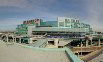 Sheraton Gateway Hotel in Toronto International Airport