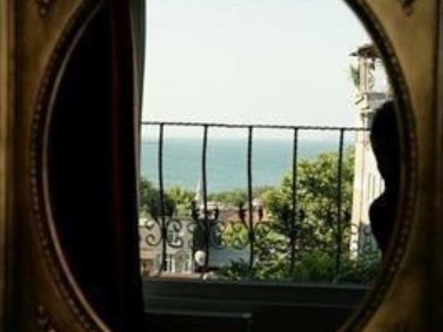 Asitane Life Hotel