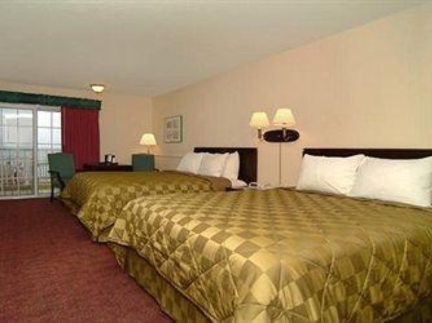 Comfort Inn Lakeside - Mackinaw City