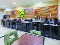 La Quinta Inn & Suites by Wyndham Pearland - Houston South - petit déjeuner