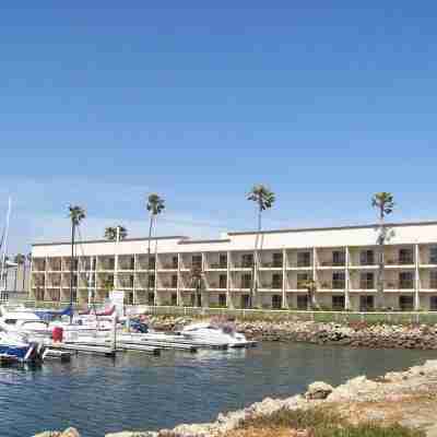 Hampton Inn Channel Islands Harbor Hotel Exterior