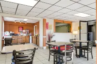 Econo Lodge Hays I-70 Hotels in Hays