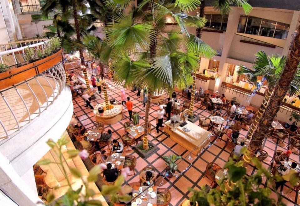 호텔 사보이 호만의 역사적인 외관 이미지