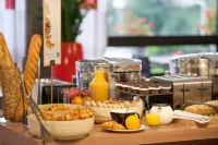 Novotel Paris 14 Porte d'Orléans - breakfast