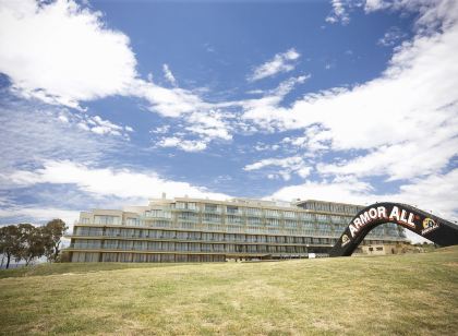 Rydges Mount Panorama Bathurst, an EVT hotel