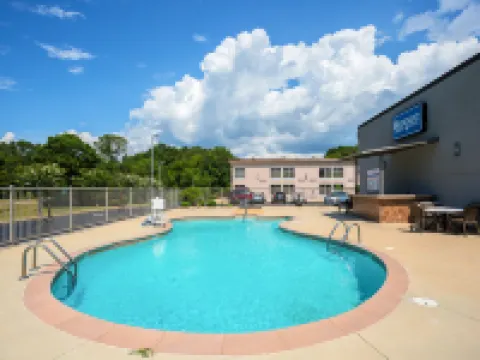 圖珀洛北貝斯特韋斯特SureStay飯店 圖珀洛酒店