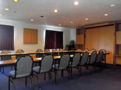 Capital O Amerihost Inn and Suites Fulton Hwy 54 MO Hotels in Fulton