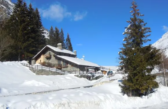 阿特米西亞旅館