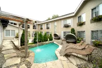 Auberge des 21 Hotels in La Baie