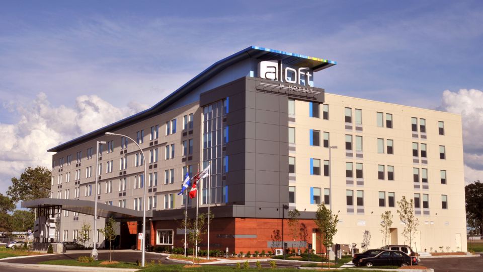 Aloft Montreal Airport
