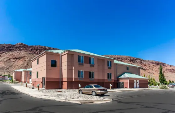 摩押斯力克洛克區凱藝酒店