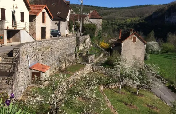 懸崖上的花園酒店