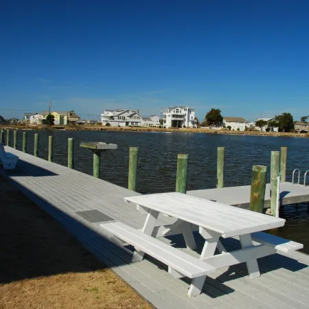 Fin 'n Feather Waterside Inn by Kees Vacations